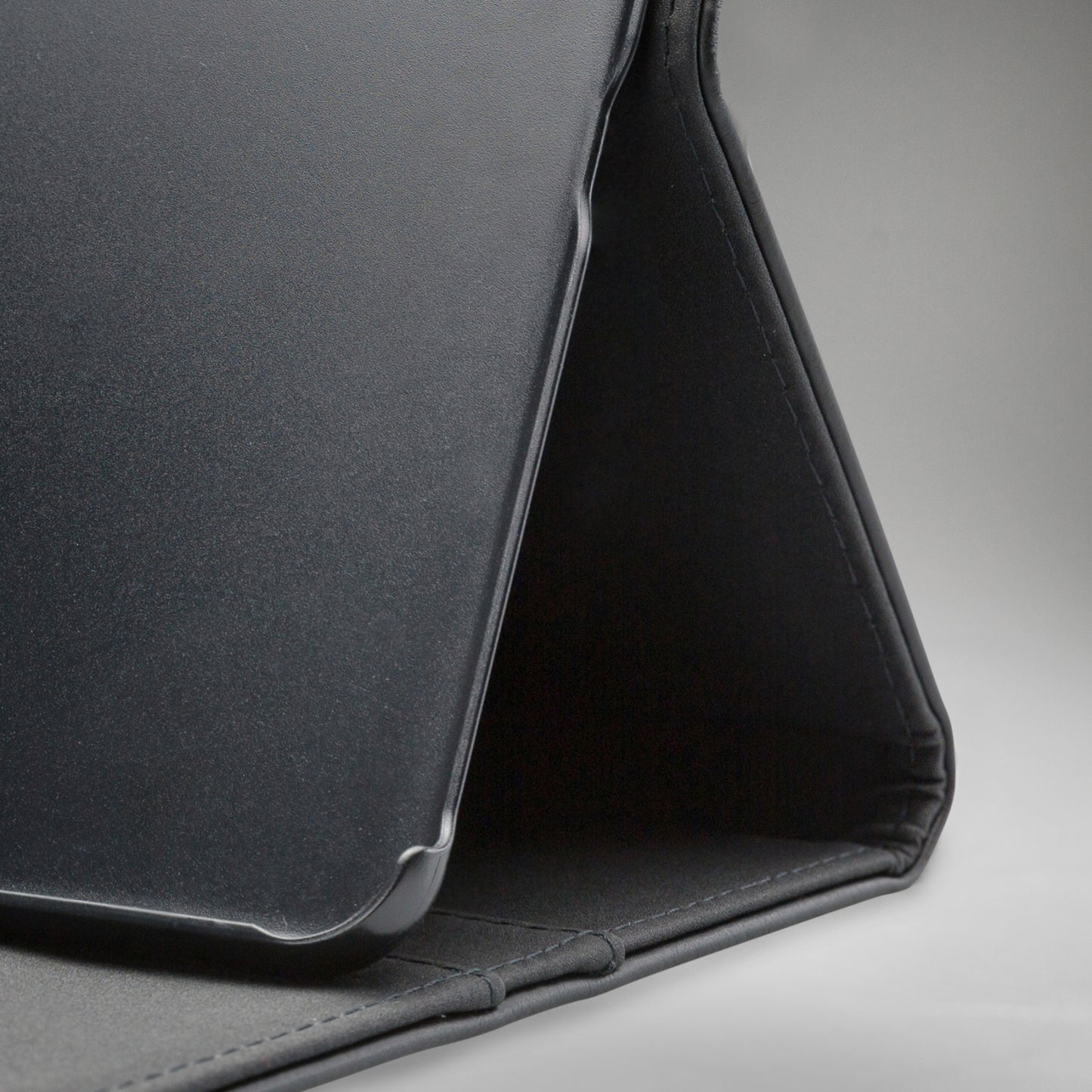 Xccess Business Case Samsung Galaxy Tab A7 10.4 (2020/2022) Classic Black