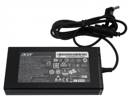Adaptateur d'ordinateur portable Acer 135 W