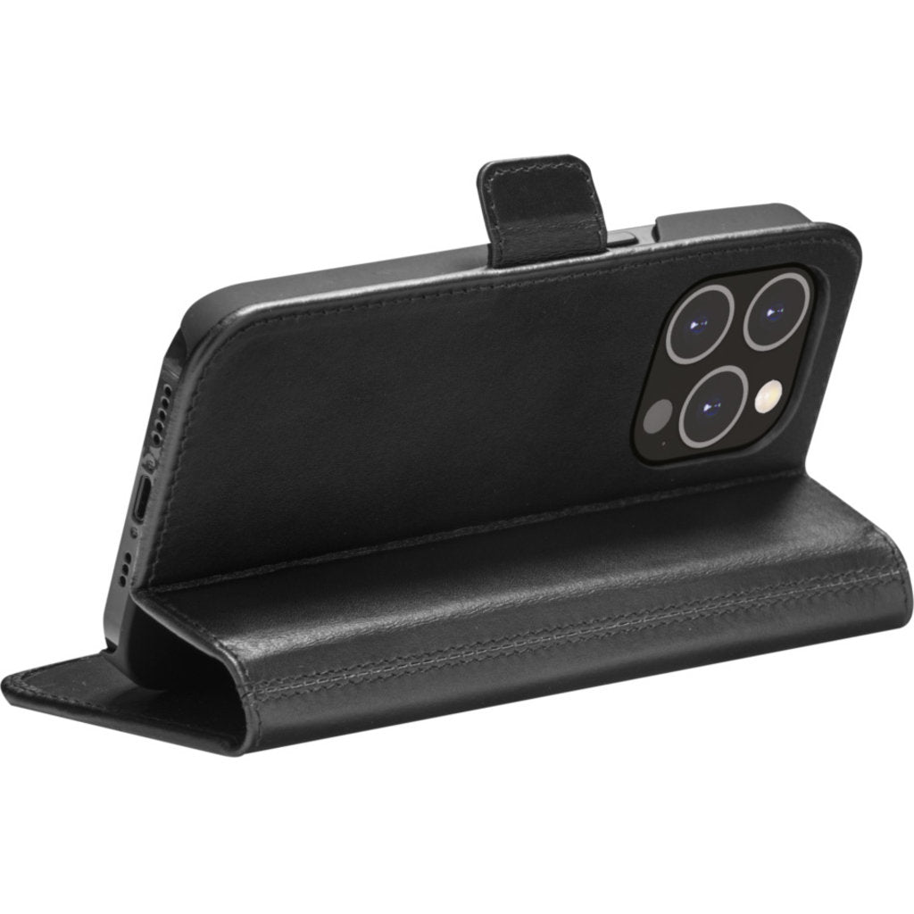 DBramante1928 Copenhagen iPhone 14 Pro Black