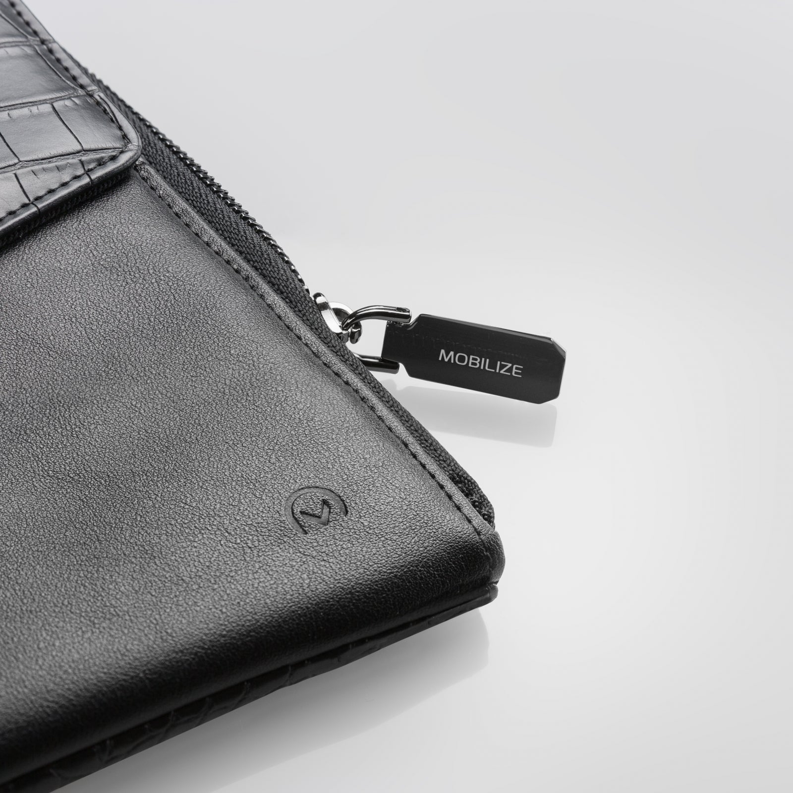 Mobilize Elegant Universal Tablet Clutch Black Croco