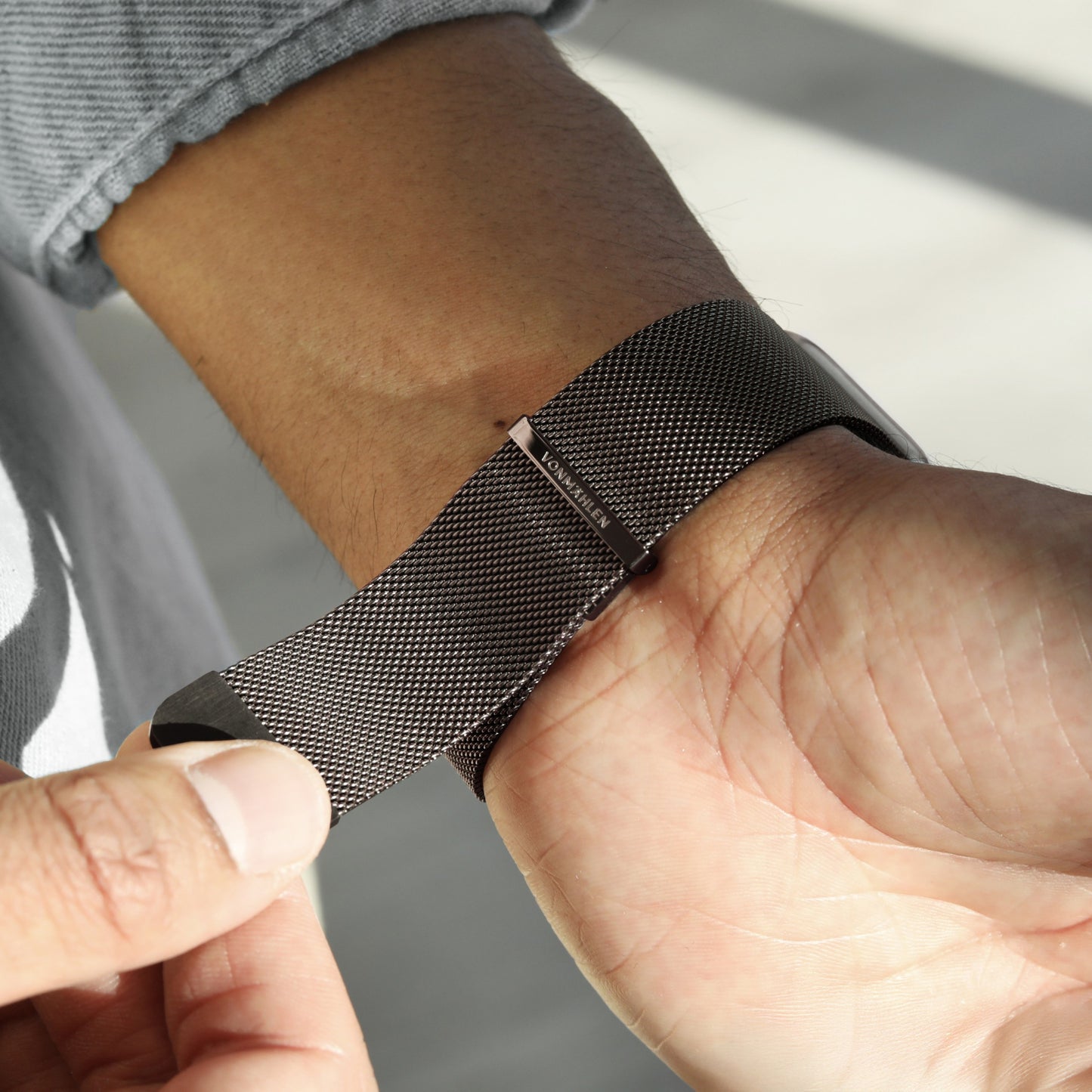Vonmählen Milanese Loop 2 For Apple Watch 40 - 41 - 42mm One Size Granite Grey