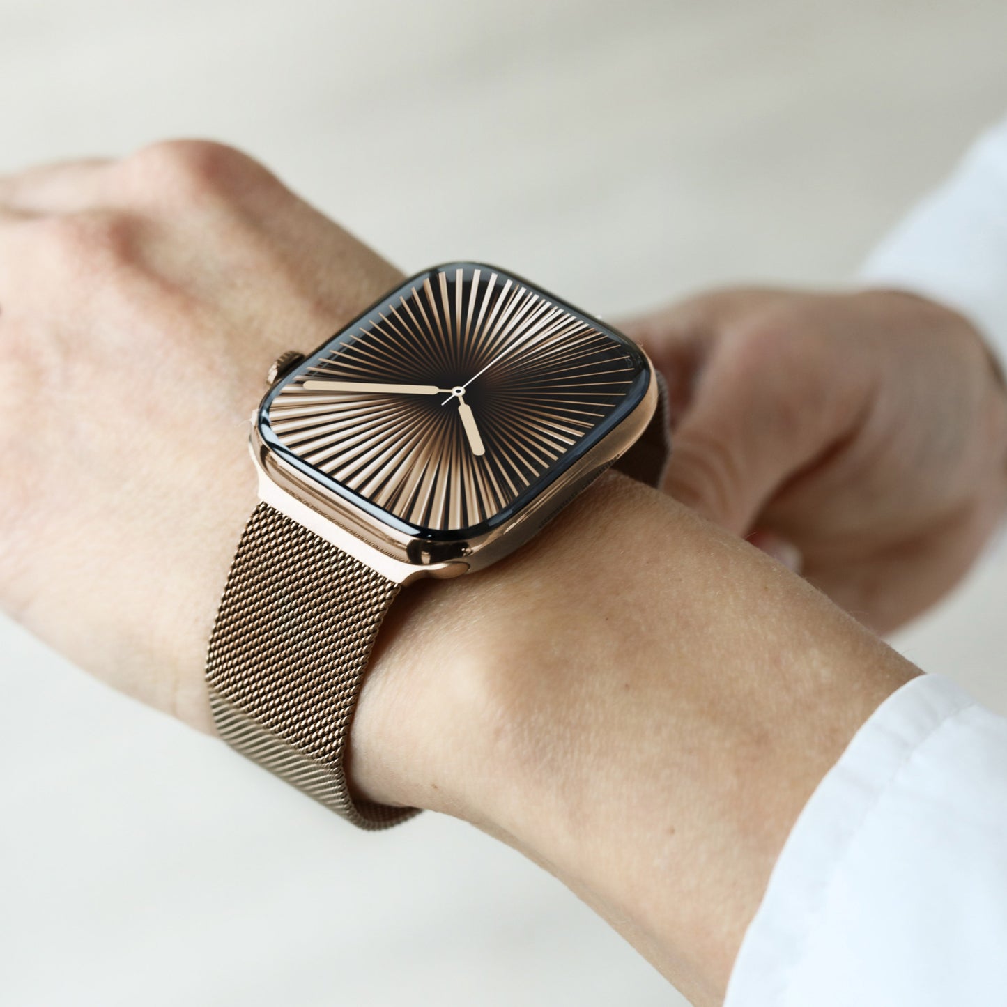 Vonmählen Milanese Loop 2 For Apple Watch 40 - 41 - 42mm One Size Sunset Gold