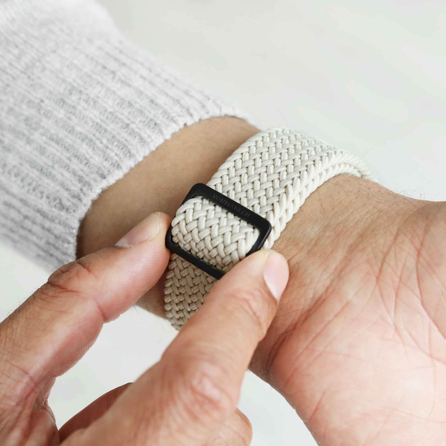 Vonmählen Woven Loop For Apple Watch 44 - 45 - 46 - 49mm One Size Black/Cream